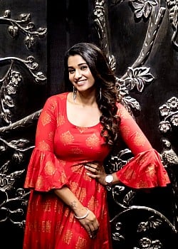 Priya Bhavani Shankar image 4 of 4