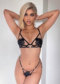 Priyanka Ares image 4 of 4