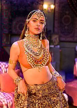 Priyanka Chaudhary image 2 of 3