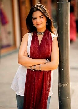 Priyanshi Yadav image 2 of 4