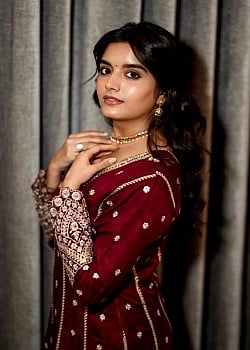 Priyanshi Yadav image 3 of 4