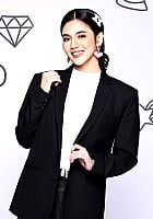 Putri Una Thamrin profile photo
