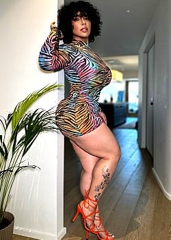 Queen Azita image 4 of 4