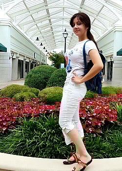 Rabi Pirzada image 3 of 4