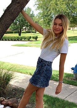 Rachel Gage image 2 of 3