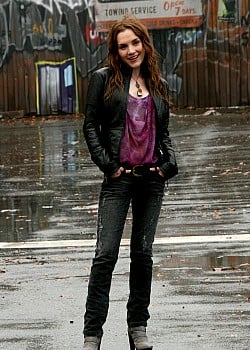 Rachel Miner image 1 of 2