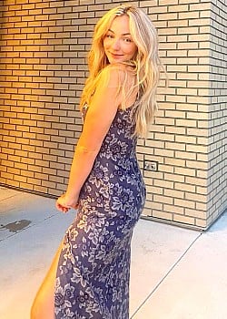 Rachele Headrick image 1 of 3