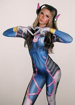 Rachswaggg image 3 of 4