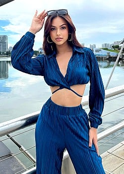 Radhika image 4 of 4