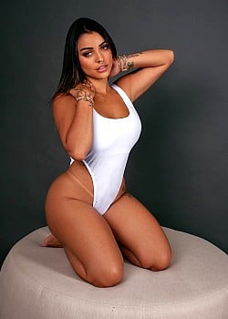 Rafaela Almeida image 4 of 4