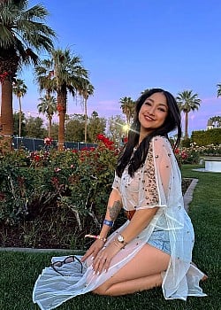Rahma Azhari image 2 of 2