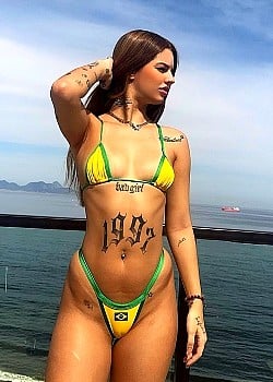 Raissa Avanza image 2 of 4