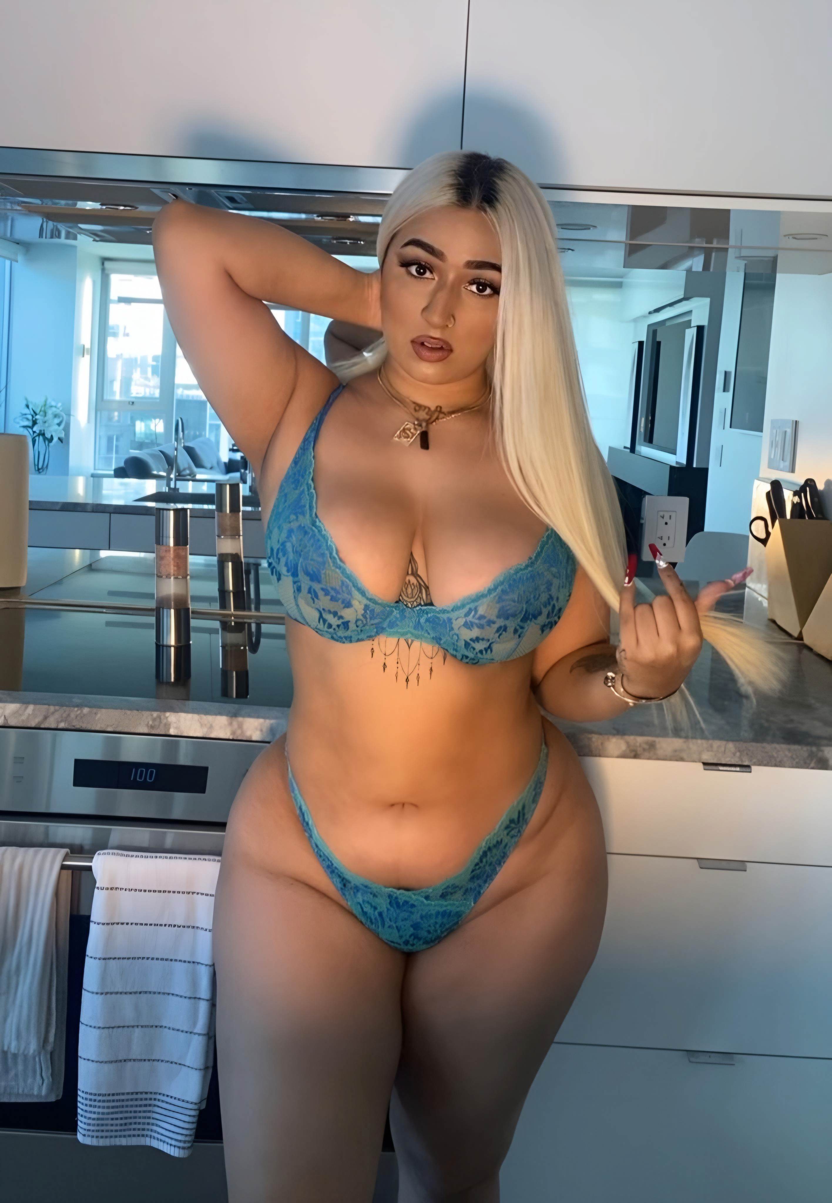 Rakhi gil