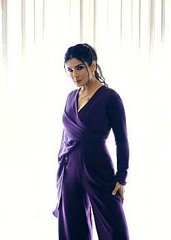 Raveena Tandon image 2 of 4