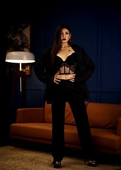Raveena Tandon image 3 of 4