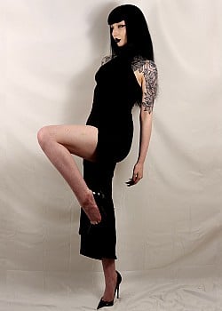 Raven Alternative image 3 of 4