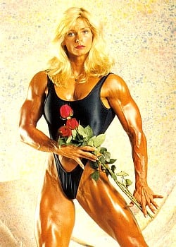 Raye Hollitt image 1 of 4