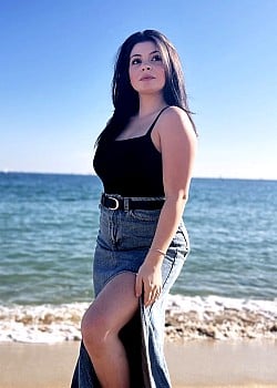 Rebeca Flu image 1 of 4