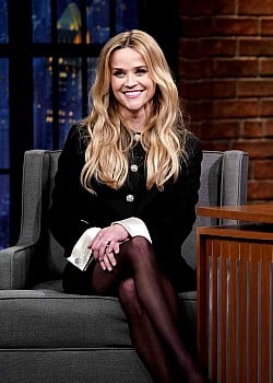 Reese Witherspoon image 2 of 4