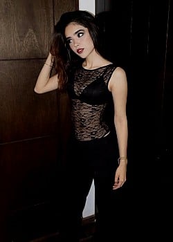 Regina Villaverde image 2 of 2