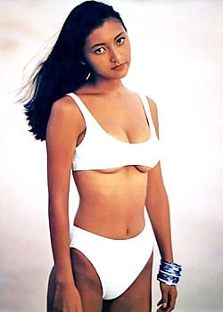 Reina Yagisawa image 1 of 4