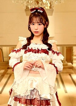 Reina Yamazaki
