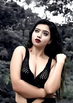 Rekha Mona Sarkar image 1 of 1