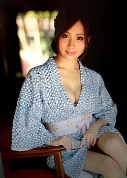 Remi Sasaki image 3 of 3