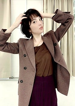 Rena Tanaka image 4 of 4
