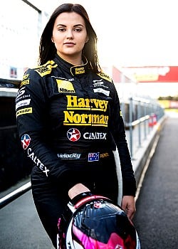 Renee Gracie image 2 of 4