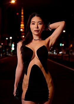 Rikako Katayama image 2 of 3
