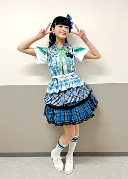 Rina Honnizumi image 2 of 2