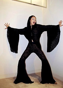 Rina Sawayama image 4 of 4