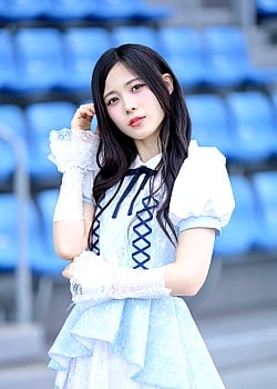 Rinka Kamioka image 3 of 3