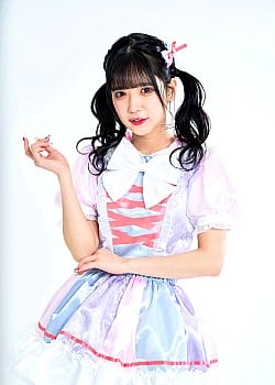 Rio Nanase image 2 of 4