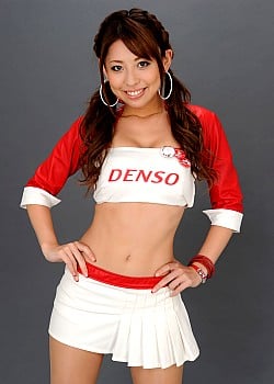 Riona Osaki image 3 of 3