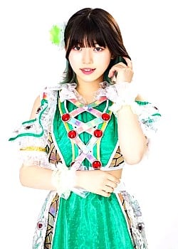 Risa Sawamura image 3 of 4
