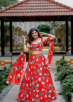 Rithu Chowdary image 3 of 3