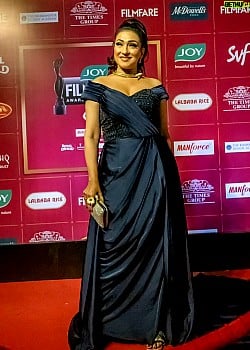 Rituparna Sengupta image 2 of 3