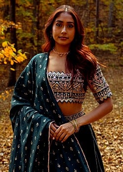 Riya Gohil image 2 of 4