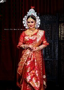 Riya Laha image 4 of 4