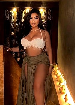 Riza Sarmiento image 2 of 3