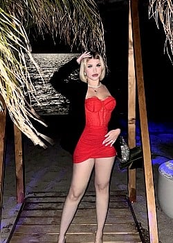 Roberta Valente image 3 of 4