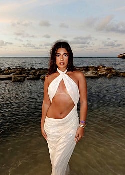 Romita Valizadeh image 1 of 4