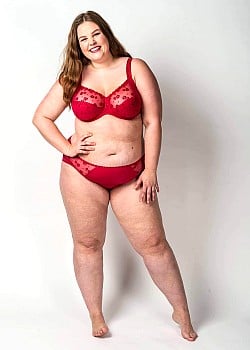 RomyCurvy image 4 of 4