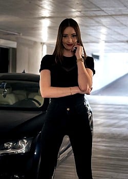 Ronja Van Rossum image 2 of 4