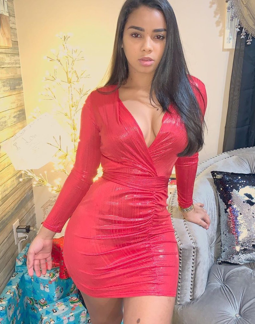 Rosairis Toribio - Free sexy pics, galleries & more at Babepedia