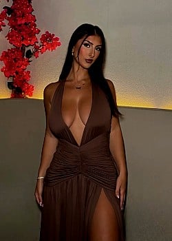 Rose Kirio image 1 of 4