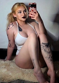 Rose Quinn image 2 of 4