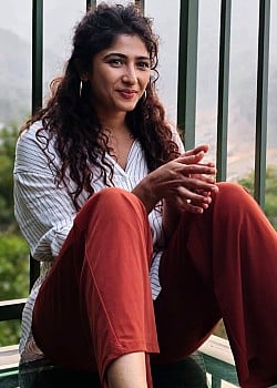 Roshni Prakash image 3 of 4